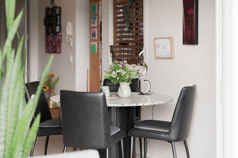 Photo of property in 30/4u Seaview Road, Paraparaumu Beach, Paraparaumu, 5032