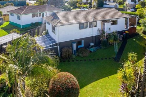 Photo of property in 63 Marendellas Drive, Bucklands Beach, Auckland, 2014
