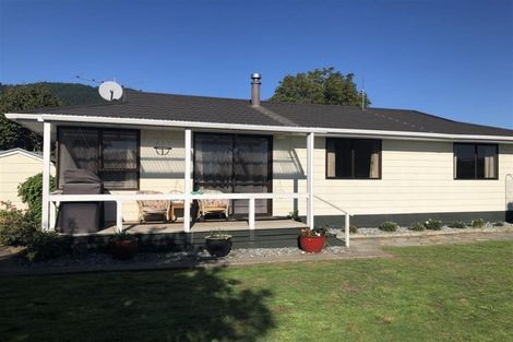 Photo of property in 19 Rochfort Drive, Richmond, 7020