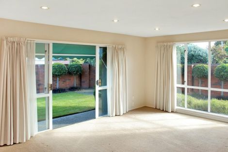 Photo of property in 158 Avonhead Road, Avonhead, Christchurch, 8042