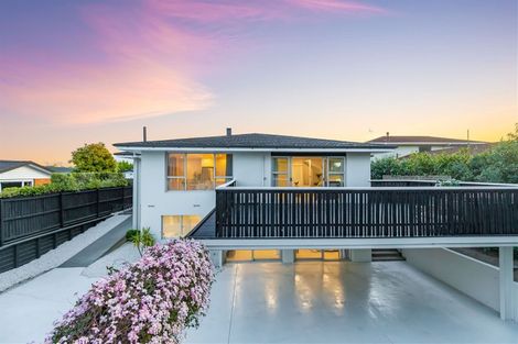 Photo of property in 29 Hillcrest Place, Avonhead, Christchurch, 8042