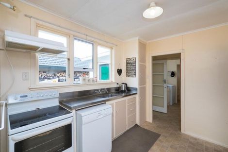 Photo of property in 93a College Street, Awapuni, Palmerston North, 4412
