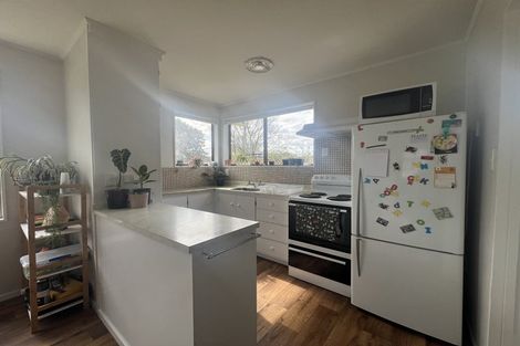 Photo of property in 12 Escort Grove, Awapuni, Palmerston North, 4412