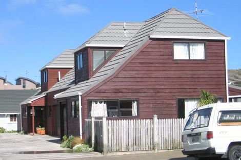 Photo of property in 113 Apu Crescent, Lyall Bay, Wellington, 6022