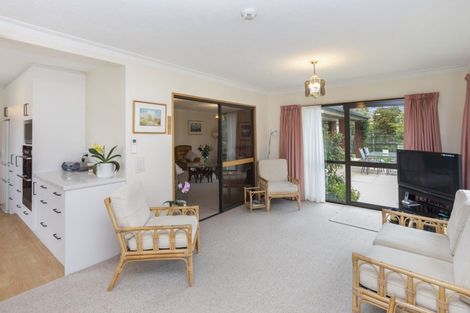 Photo of property in 21 Greystoke Lane, Avonhead, Christchurch, 8042