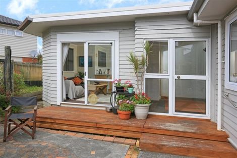 Photo of property in 249a Great North Road, Henderson, Auckland, 0612