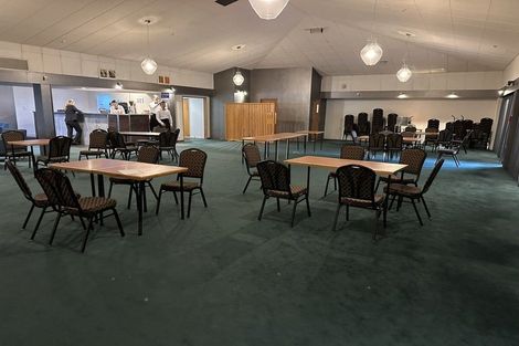 Photo of property in 4 Henwood Road, Mangere East, Auckland, 2024