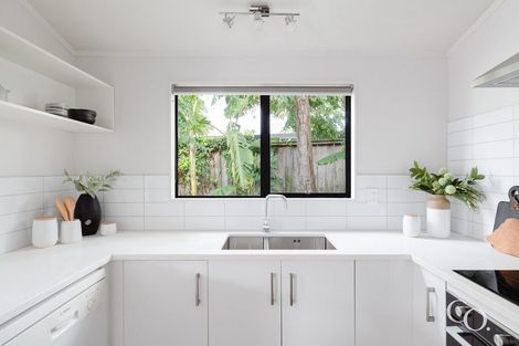 Photo of property in 18b Valley Road, Mount Maunganui, 3116