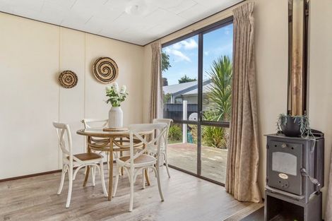 Photo of property in 3b Longstead Avenue, Papamoa Beach, Papamoa, 3118