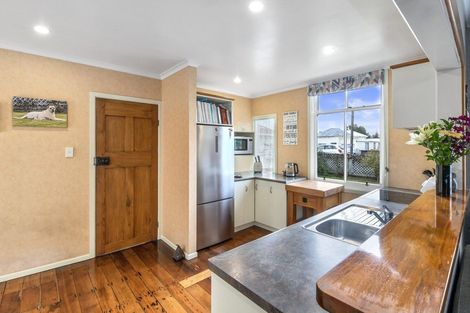 Photo of property in 2 Weraroa Road, Levin, 5510