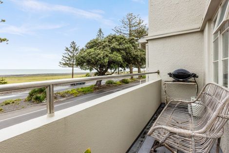 Photo of property in 541c Marine Parade, Napier South, Napier, 4110