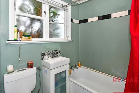 Photo of property in 52a Arimu Road, Papakura, 2110