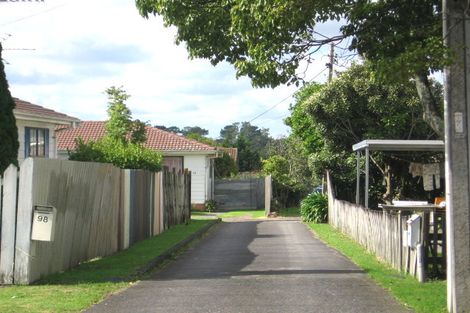 Photo of property in 100 Bruce Mclaren Road, Henderson, Auckland, 0612