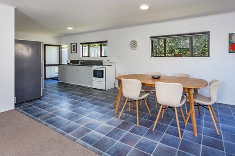 Photo of property in 12a Whiritoa Beach Road, Whiritoa, Whangamata, 3691