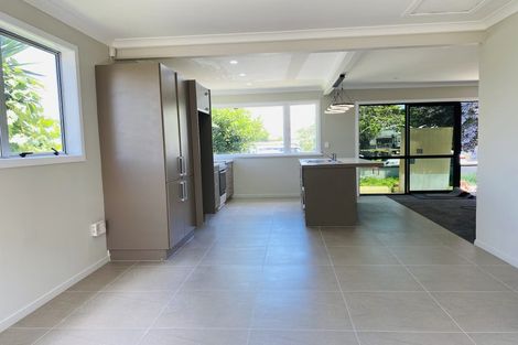 Photo of property in 5 Princess Street, Takanini, 2112