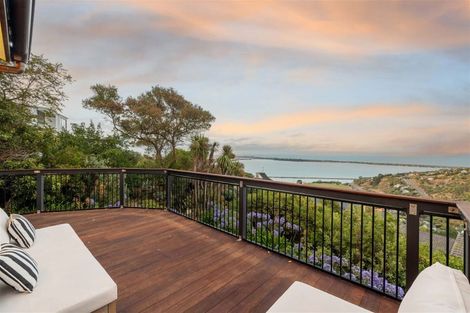 Photo of property in 14 Highbank Lane, Mount Pleasant, Christchurch, 8081