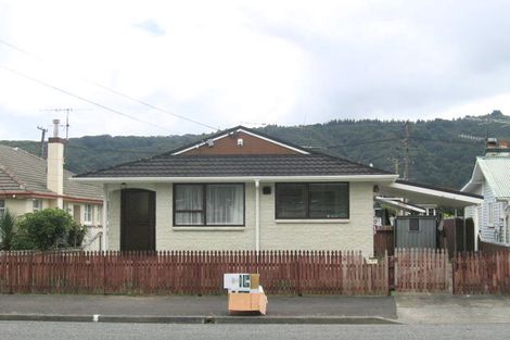 Photo of property in 21 Mcparland Street, Ebdentown, Upper Hutt, 5018