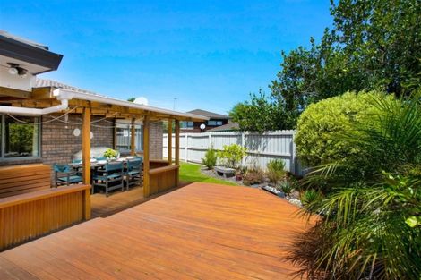 Photo of property in 120 Glen Road, Ranui, Auckland, 0612