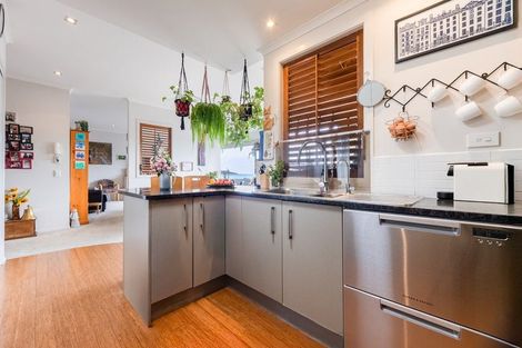 Photo of property in 30/4u Seaview Road, Paraparaumu Beach, Paraparaumu, 5032