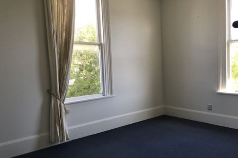 Photo of property in 7a Hawker Street, Mount Victoria, Wellington, 6011