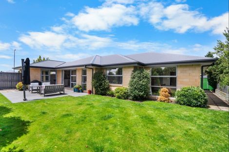 Photo of property in 5 Dunlop Crescent, Rolleston, 7614