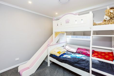 Photo of property in 4a Golders Road, Elderslea, Upper Hutt, 5018