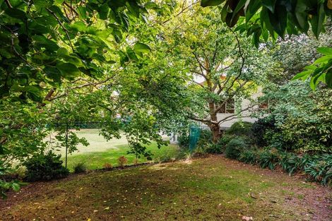 Photo of property in 10 Epsom Road, Hokowhitu, Palmerston North, 4410