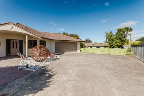 Photo of property in 10 Victoria Avenue, Dannevirke, 4930
