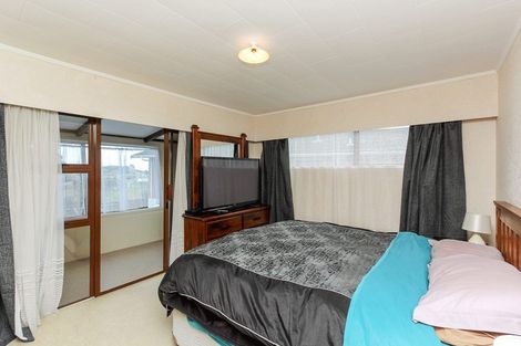 Photo of property in 5 Bronte Place, Whalers Gate, New Plymouth, 4310