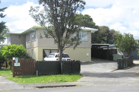 Photo of property in 12 Aden Place, Clendon Park, Auckland, 2103