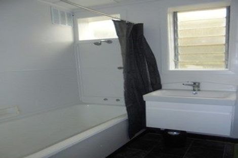 Photo of property in 25 Burrows Avenue, Karori, Wellington, 6012