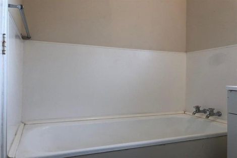 Photo of property in 58 Friedlanders Road, Manurewa, Auckland, 2102