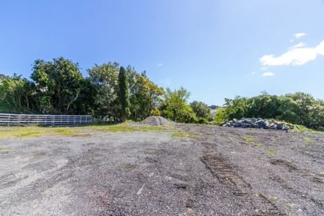 Photo of property in 92 Tremewan Street, Tawa, Wellington, 5028