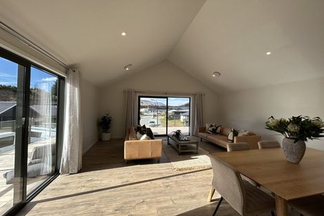 Photo of property in 19 Walton Way, Lower Shotover, 9304
