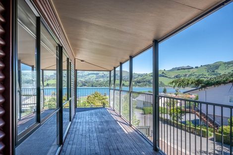 Photo of property in 3 Cedar Lane, Duvauchelle, 7581