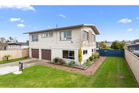 Photo of property in 25 Rata Avenue, Edgecumbe, 3120
