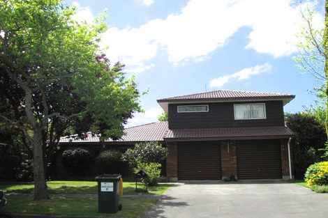 Photo of property in 4 Annell Place, Burnside, Christchurch, 8053