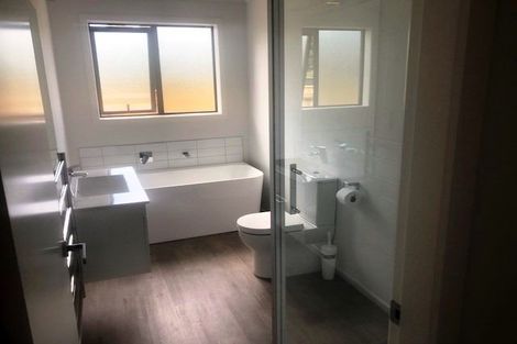 Photo of property in 3 Kaiwaru Place, Waikanae, 5036