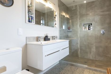 Photo of property in 12 Lynley Park Drive, Omokoroa, 3114