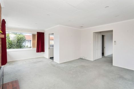 Photo of property in 9 Beeston Place, Redwood, Christchurch, 8051
