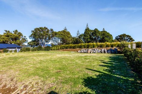 Photo of property in 15 Kotare Drive, Waiwhakaiho, New Plymouth, 4312