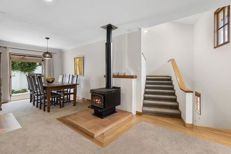 Photo of property in 105 Browns Bay Road, Browns Bay, Auckland, 0630