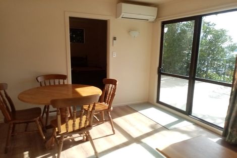 Photo of property in 20 Kahu Road, Paremata, Porirua, 5024