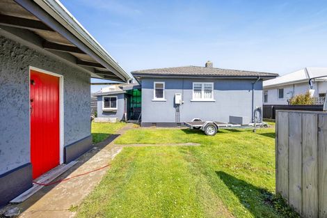 Photo of property in 8 Wellington Street, Hawera, 4610