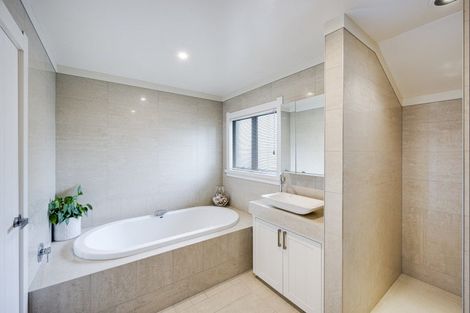 Photo of property in 43 Greenwood Road, Havelock North, 4130