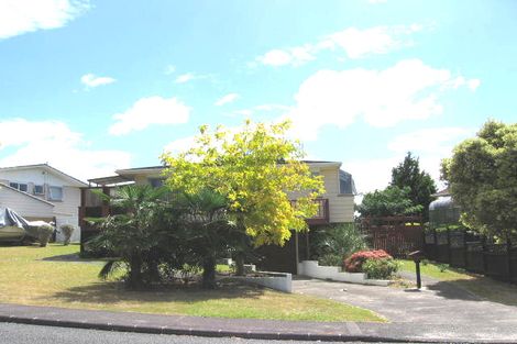 Photo of property in 7 Cockayne Crescent, Sunnynook, Auckland, 0620