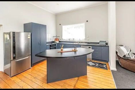 Photo of property in 9 Kelvin Street, Aramoho, Whanganui, 4500