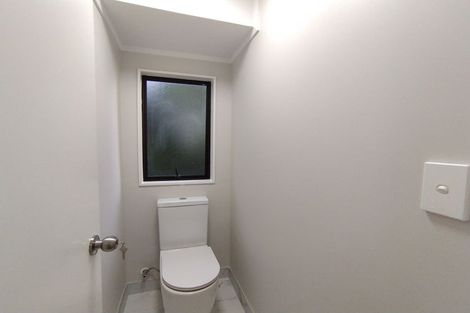 Photo of property in 24 Sandgate Avenue, Botany Downs, Auckland, 2010