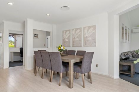 Photo of property in 6 Ohope Place, Papamoa Beach, Papamoa, 3118