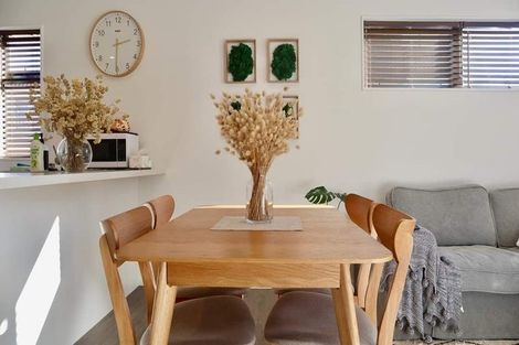 Photo of property in 4337a Great North Road, Glendene, Auckland, 0602